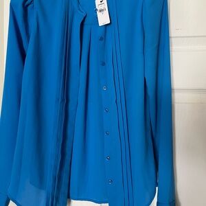 Express Relaxed Pleated Portofino Shirt.
